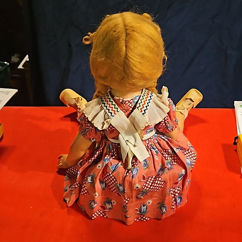 20" Antique Horsman Composition Art Doll - Picture 5 of 12